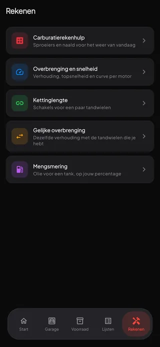Het tabblad Gereedschap met de carburatieberekening, overbrenging en snelheid, kettinglengte, gelijke overbrenging en mengsmering.