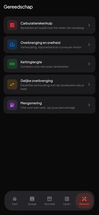 Het tabblad Gereedschap met de carburatieberekening, overbrenging en snelheid, kettinglengte, gelijke overbrenging en mengsmering.